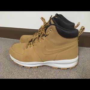 Nike Manoa Men’s Boots
